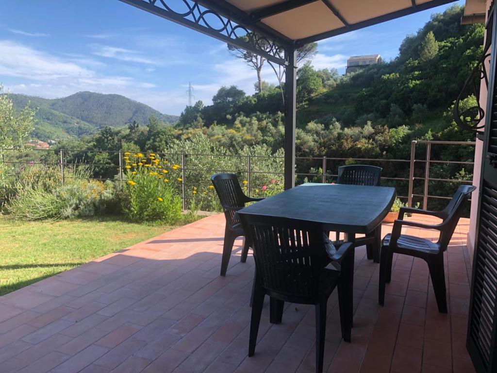Villa Teca & Succo - Nature E Relax Sestri Levante Exterior photo