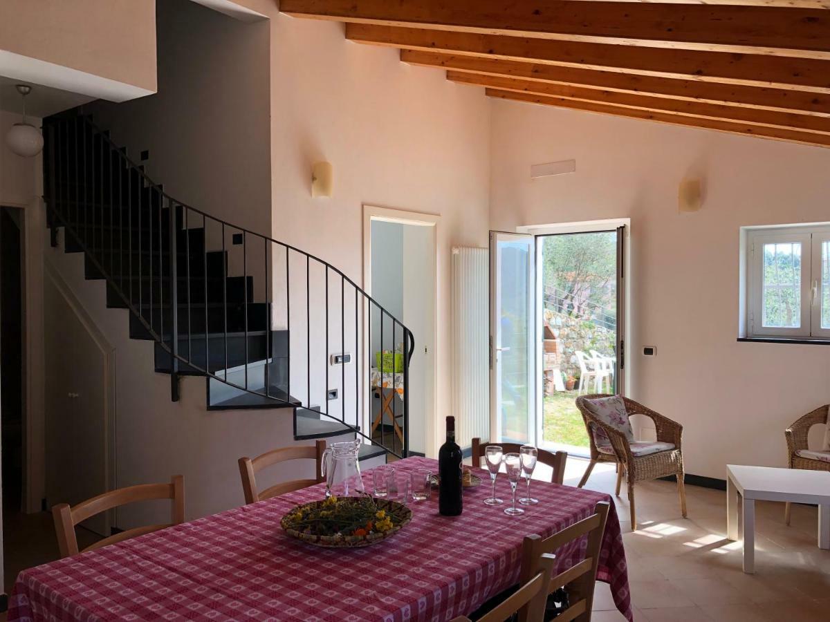 Villa Teca & Succo - Nature E Relax Sestri Levante Exterior photo